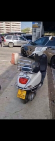 Vespa LX 50 4T 2009 ALB perlat